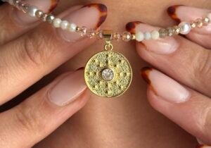 Collares